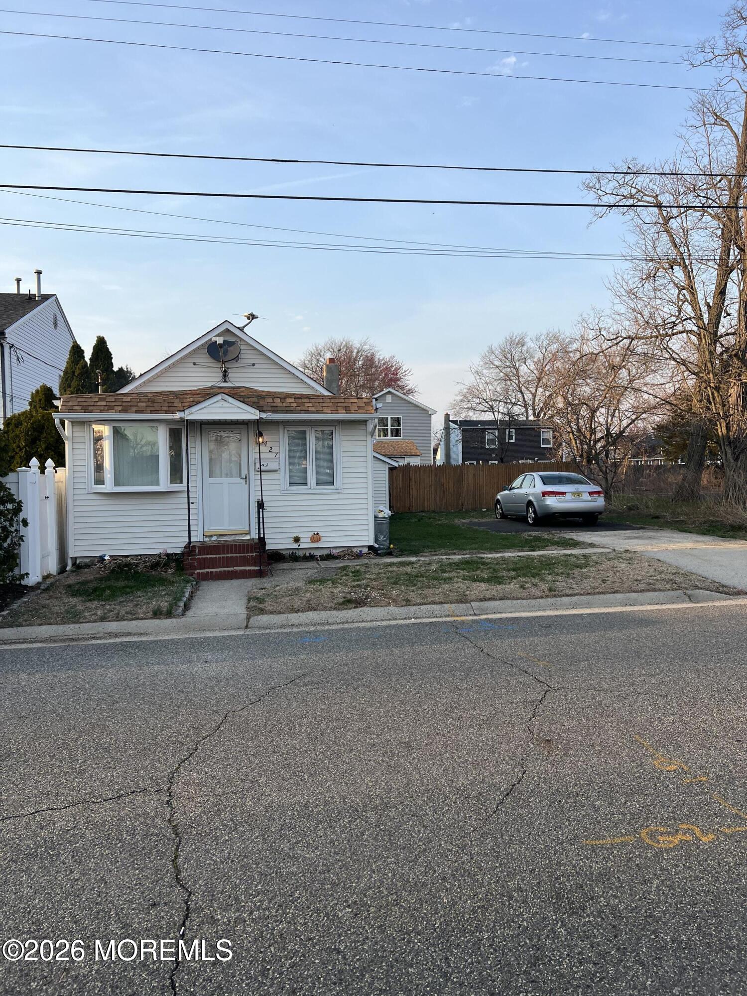 427 Sullivan Place Union Beach NJ 07735