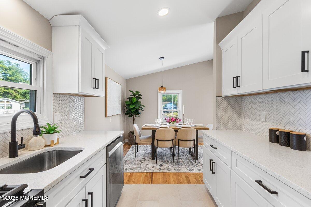35 Deer Way Manalapan NJ 07726