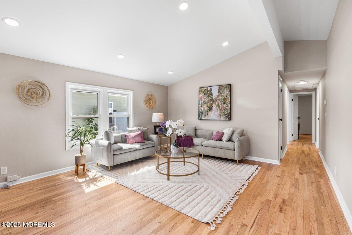 35 Deer Way Manalapan NJ 07726