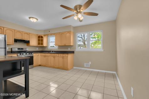 586 Pennsylvania Avenue Brick NJ 08724