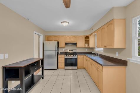 586 Pennsylvania Avenue Brick NJ 08724