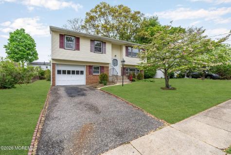 586 Pennsylvania Avenue Brick NJ 08724