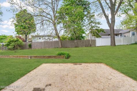 586 Pennsylvania Avenue Brick NJ 08724