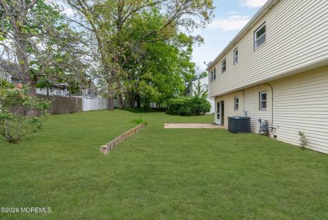 586 Pennsylvania Avenue Brick NJ 08724