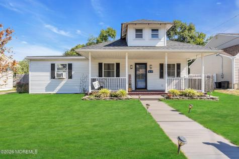 49 Illinois Avenue Waretown NJ 08758