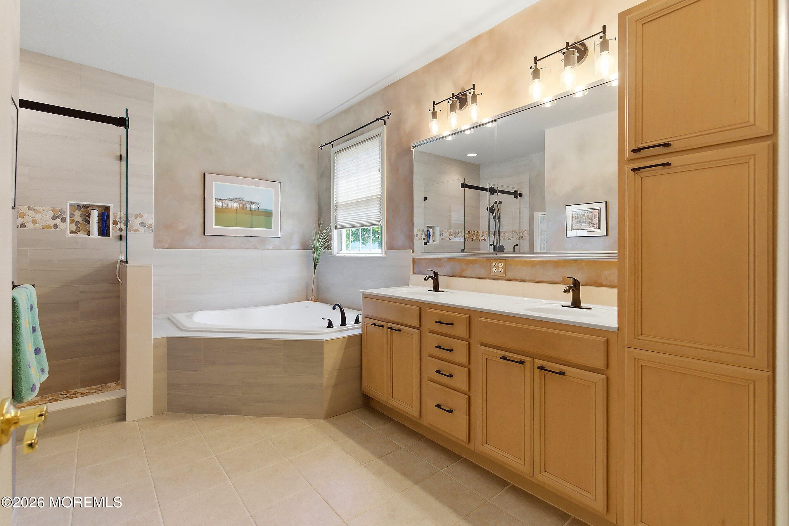 8 Magnolia Court Ocean Twp NJ 07712