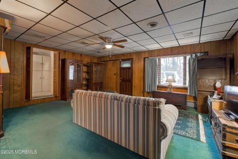 21 Pine Street Old Bridge NJ 08857