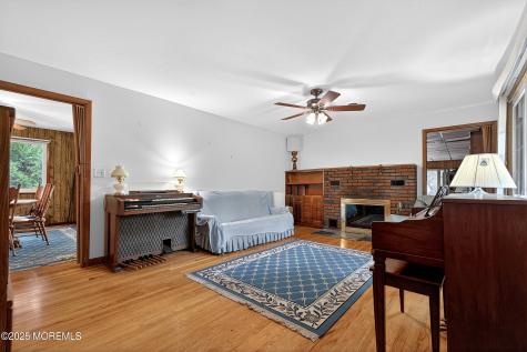 21 Pine Street Old Bridge NJ 08857