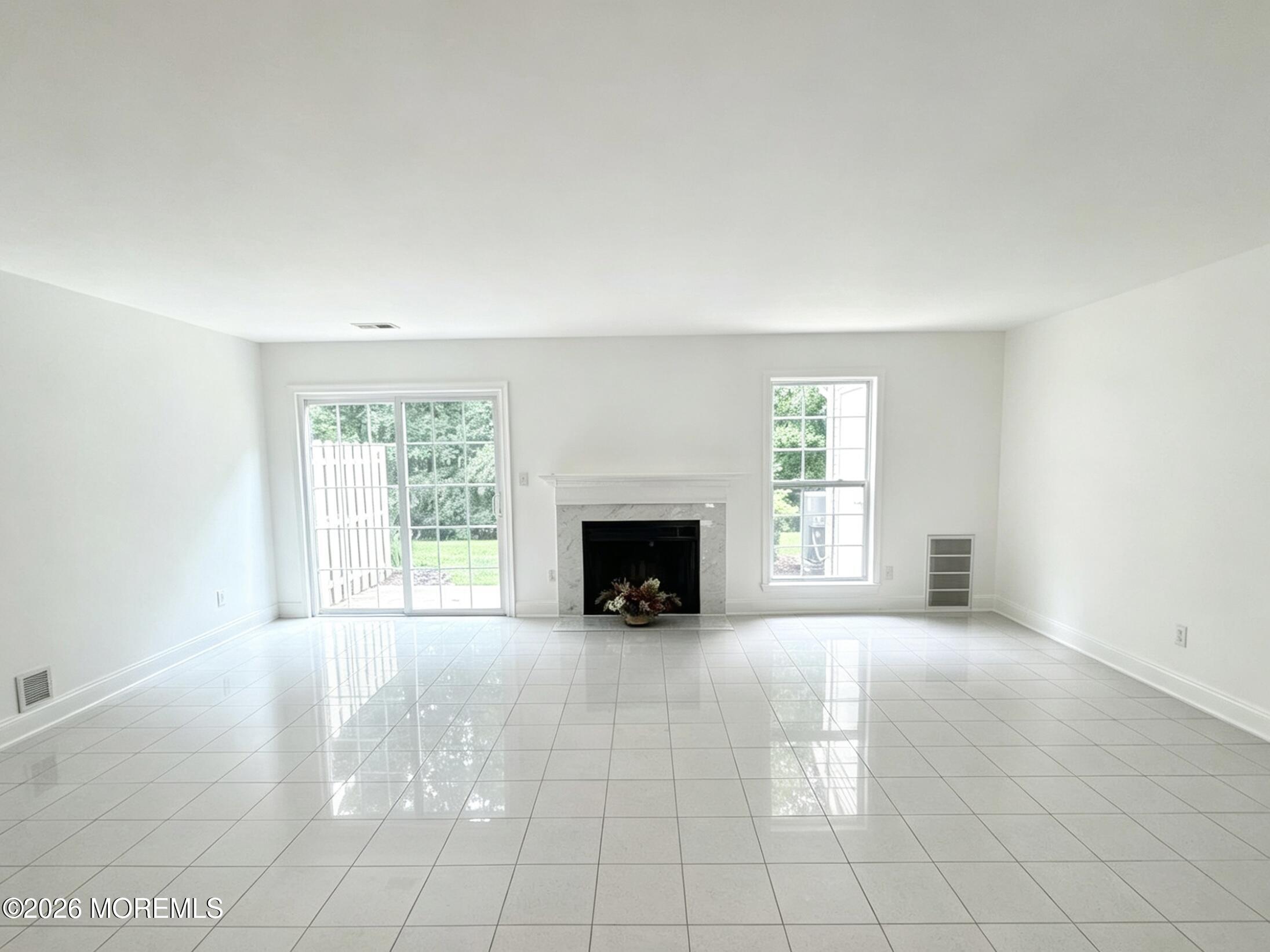 496 Cottonwood Court Howell NJ 07731