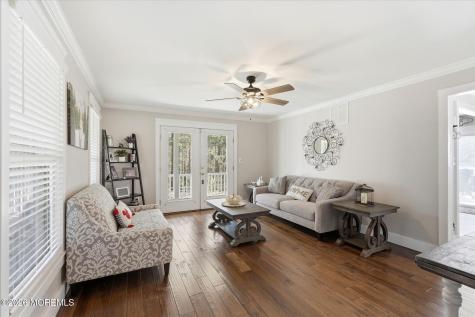 176 Warren Grove Road Barnegat NJ 08005