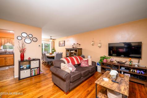 15 Princeton Drive Jackson NJ 08527