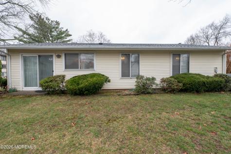 264B Crosse Drive Monroe NJ 08831