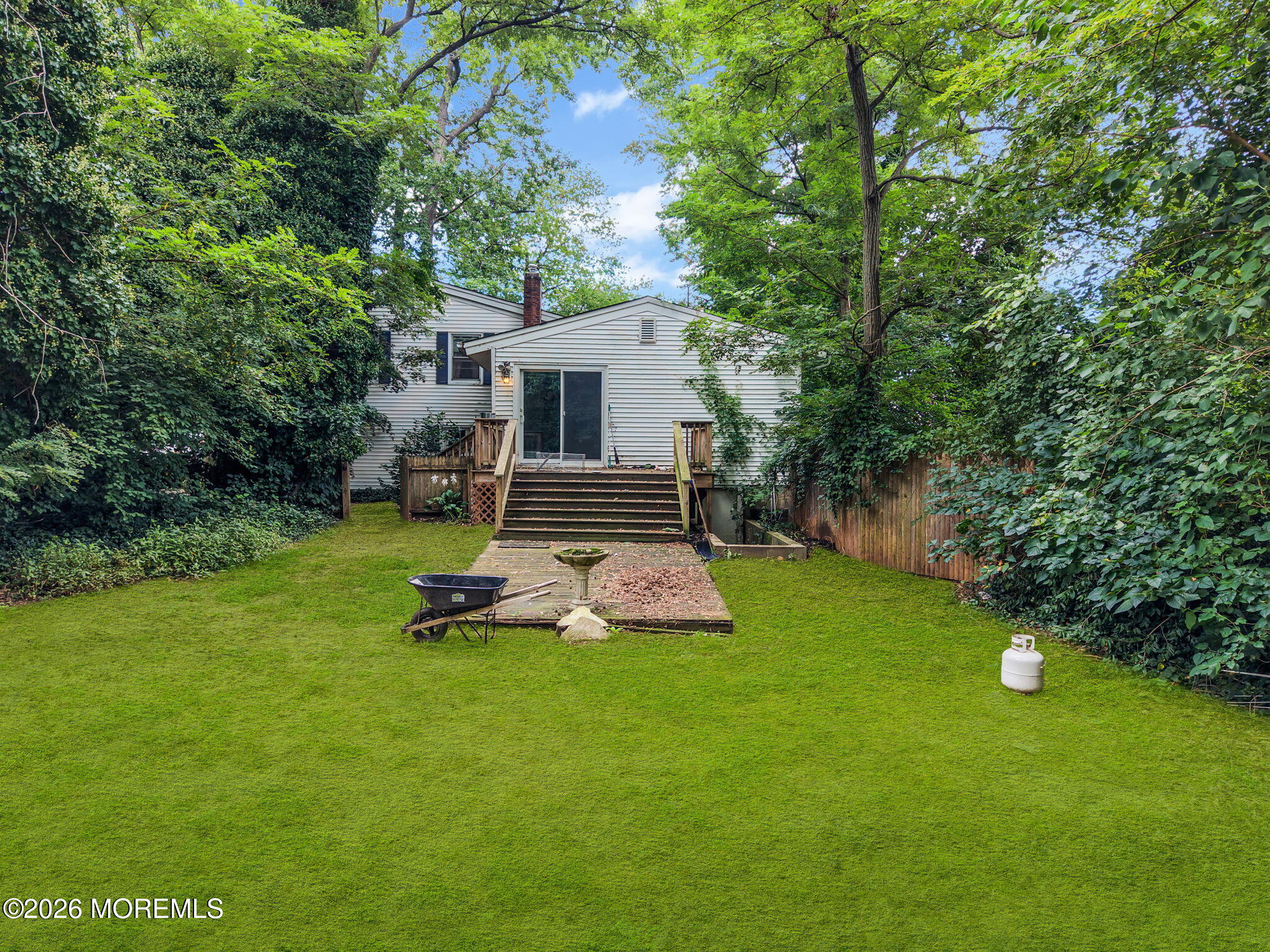 390 Church Street Belford NJ 07718