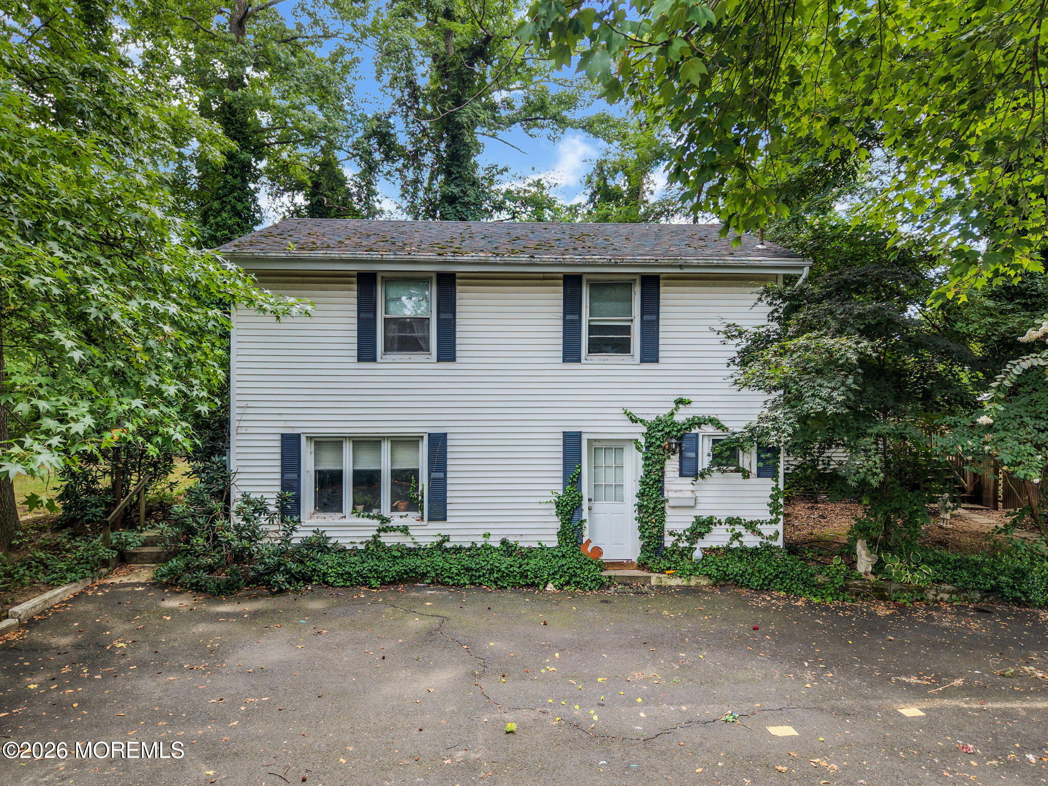 390 Church Street Belford NJ 07718