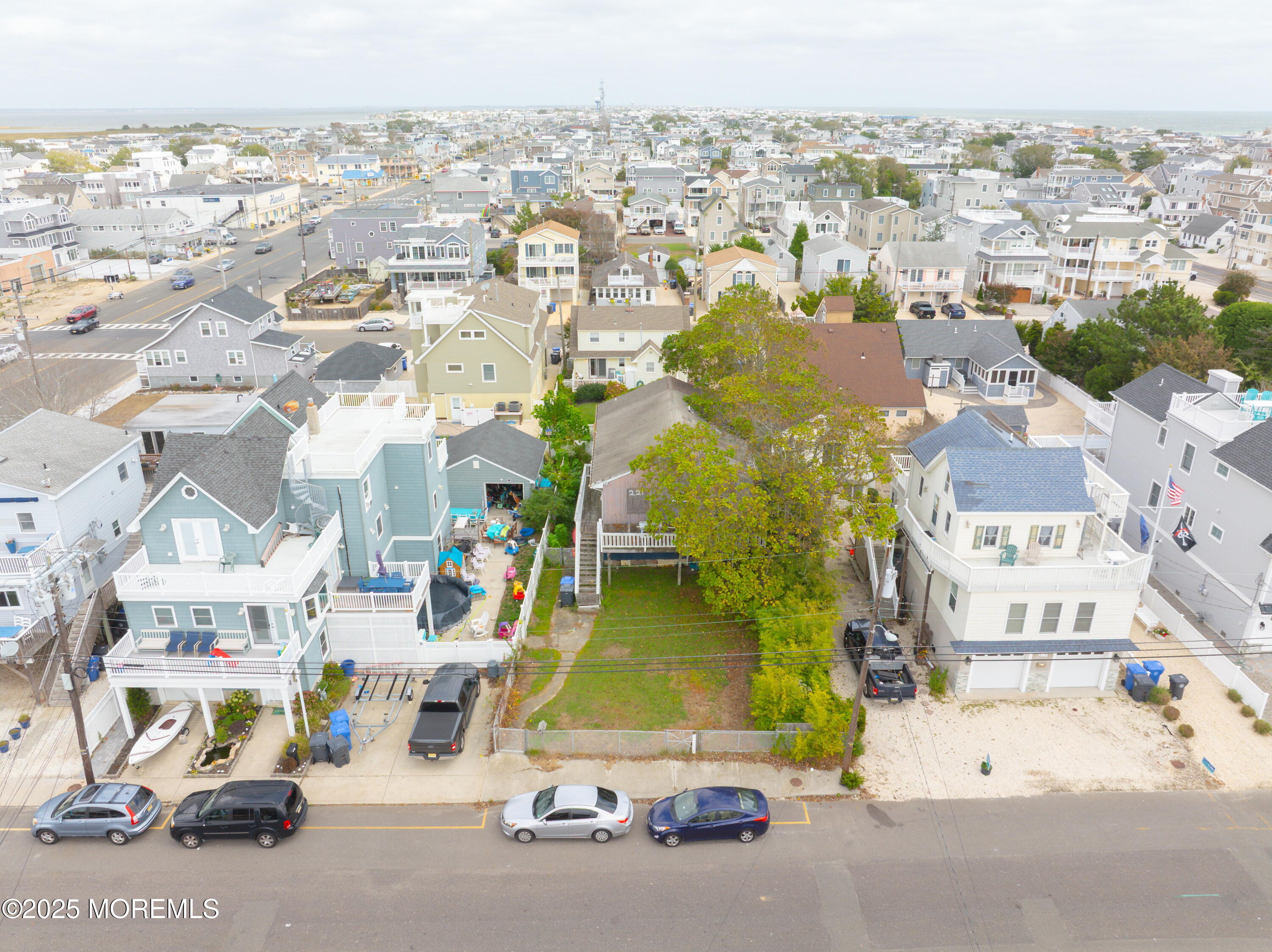 221 11th Street Beach Haven NJ 08008