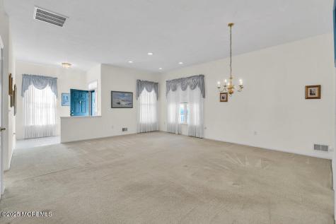 12 Quicksilver Court Lakewood NJ 08701