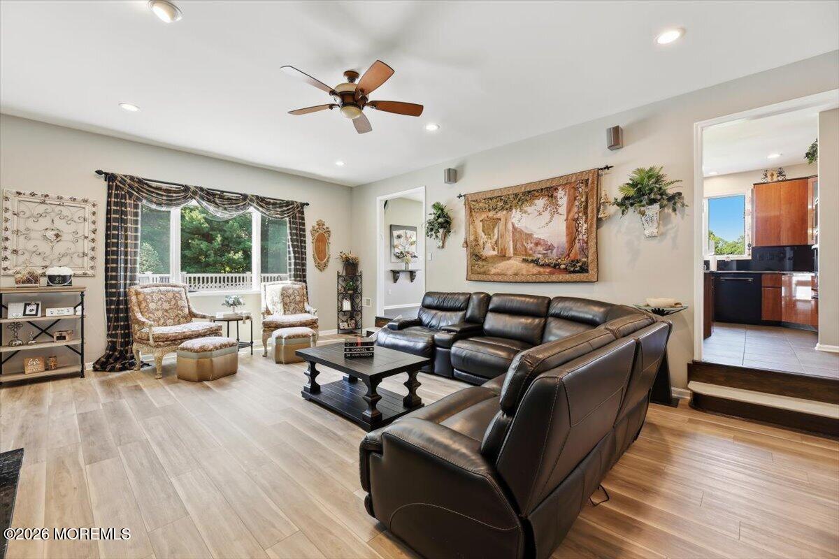 9 Landmark Lane Marlboro NJ 07746