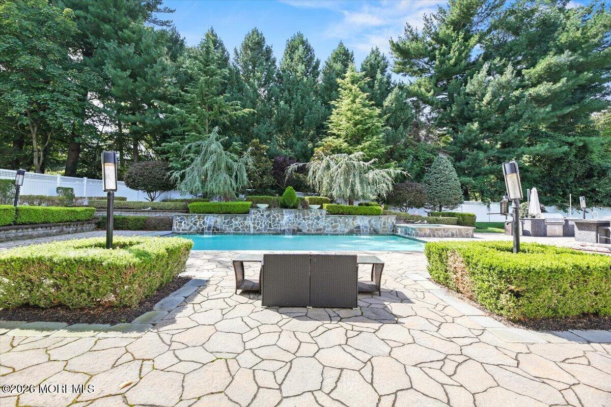 9 Landmark Lane Marlboro NJ 07746