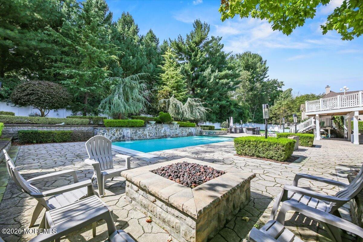 9 Landmark Lane Marlboro NJ 07746