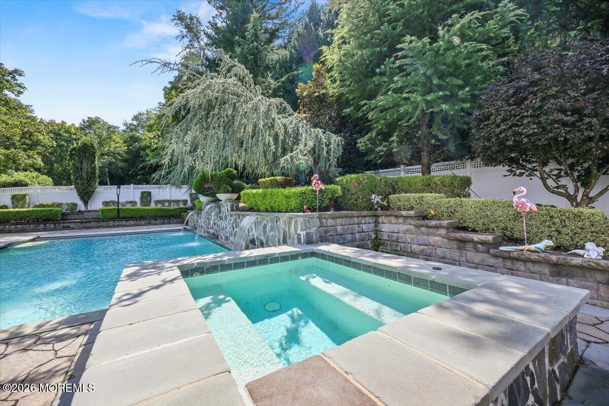 9 Landmark Lane Marlboro NJ 07746