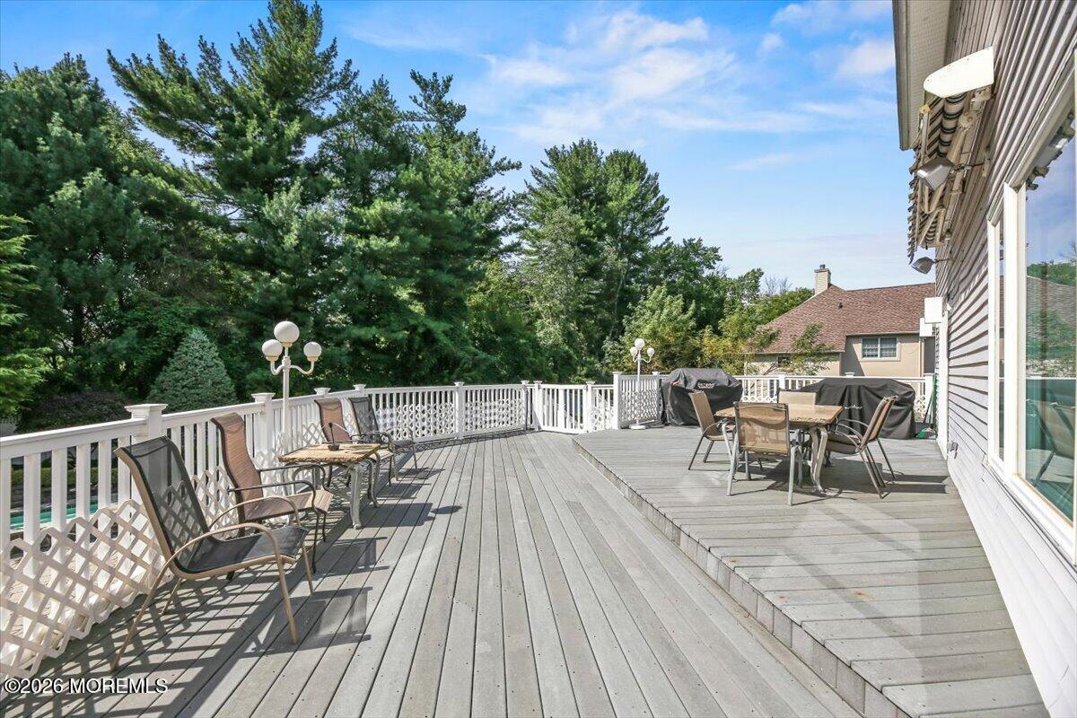 9 Landmark Lane Marlboro NJ 07746