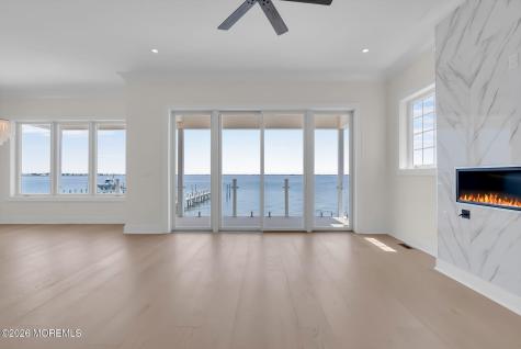 657 Bayview Drive Toms River NJ 08753