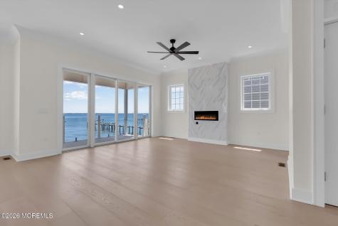 657 Bayview Drive Toms River NJ 08753