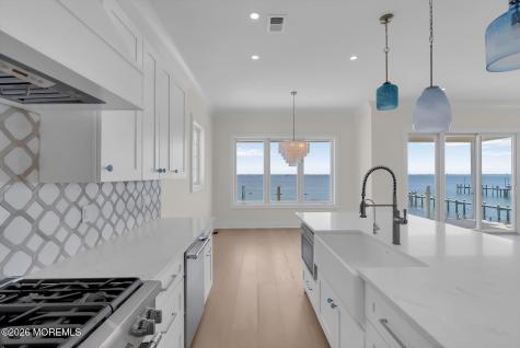 657 Bayview Drive Toms River NJ 08753