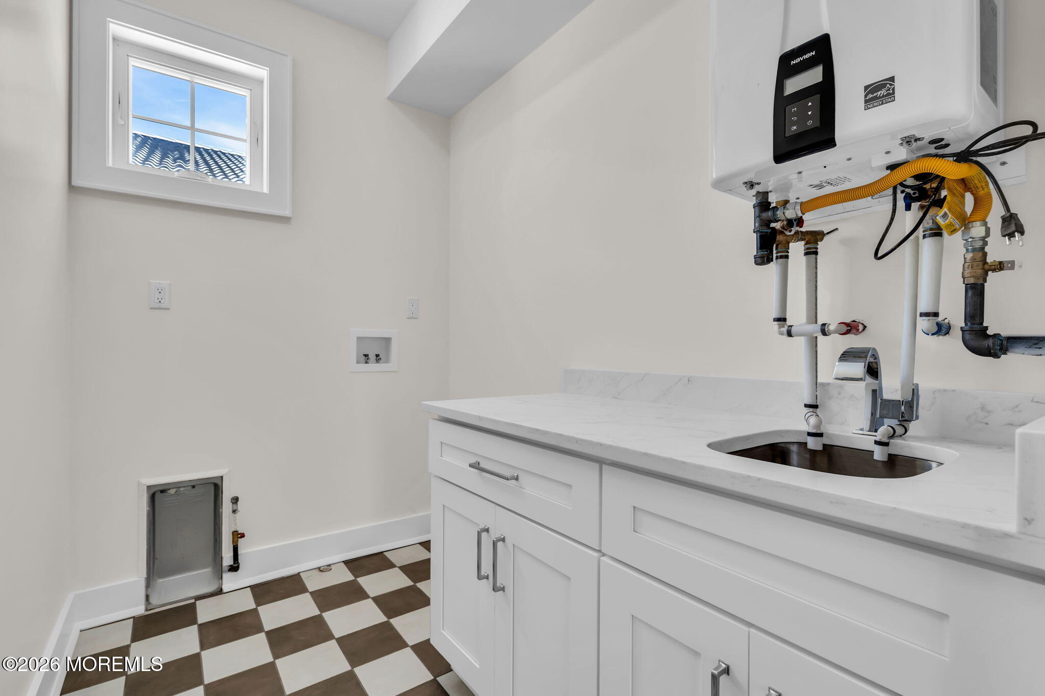 657 Bayview Drive Toms River NJ 08753