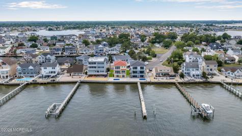 657 Bayview Drive Toms River NJ 08753