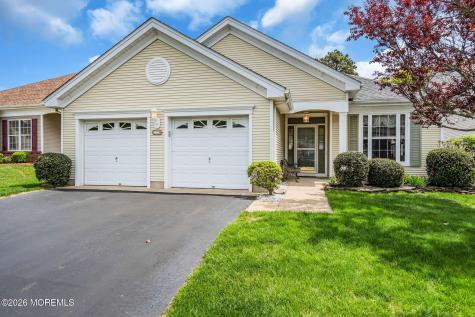 24 Greensprings Drive Lakewood NJ 08701