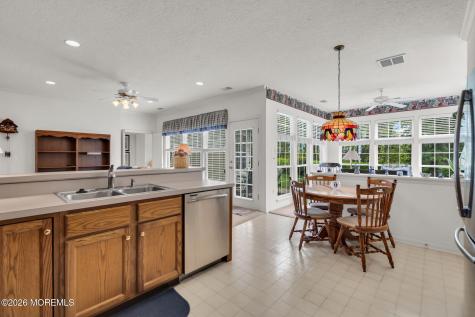 24 Greensprings Drive Lakewood NJ 08701