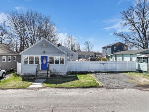 140 7th Street Hazlet NJ 07734