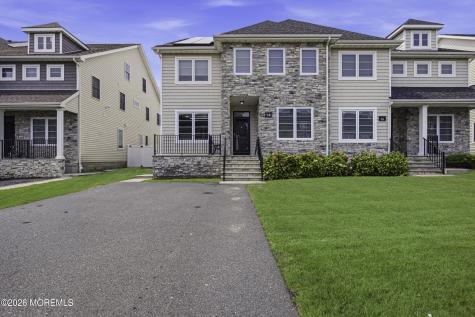 14 Majestic Way Lakewood NJ 08701