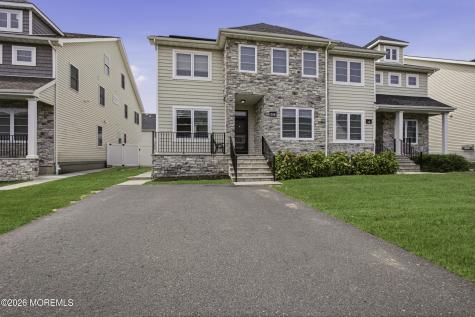 14 Majestic Way Lakewood NJ 08701