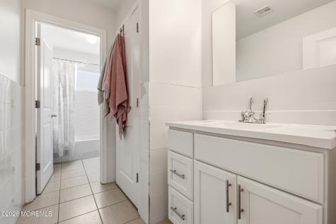 14 Majestic Way Lakewood NJ 08701