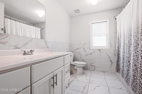 14 Majestic Way Lakewood NJ 08701