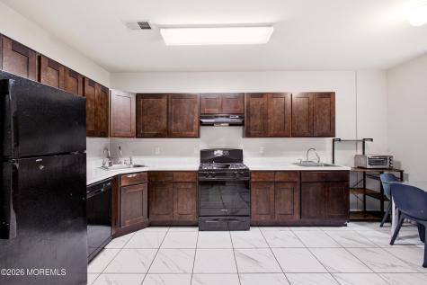 14 Majestic Way Lakewood NJ 08701