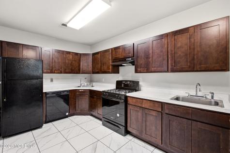14 Majestic Way Lakewood NJ 08701