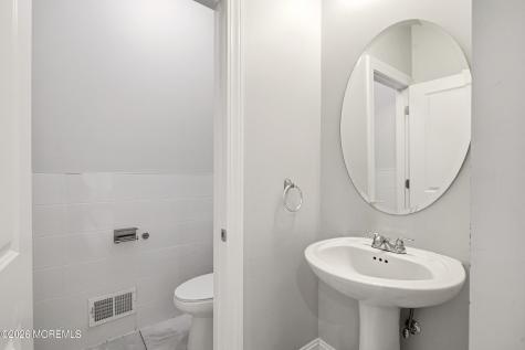 14 Majestic Way Lakewood NJ 08701