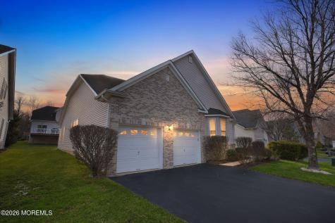 211 Bradwick Way Marlboro NJ 07746