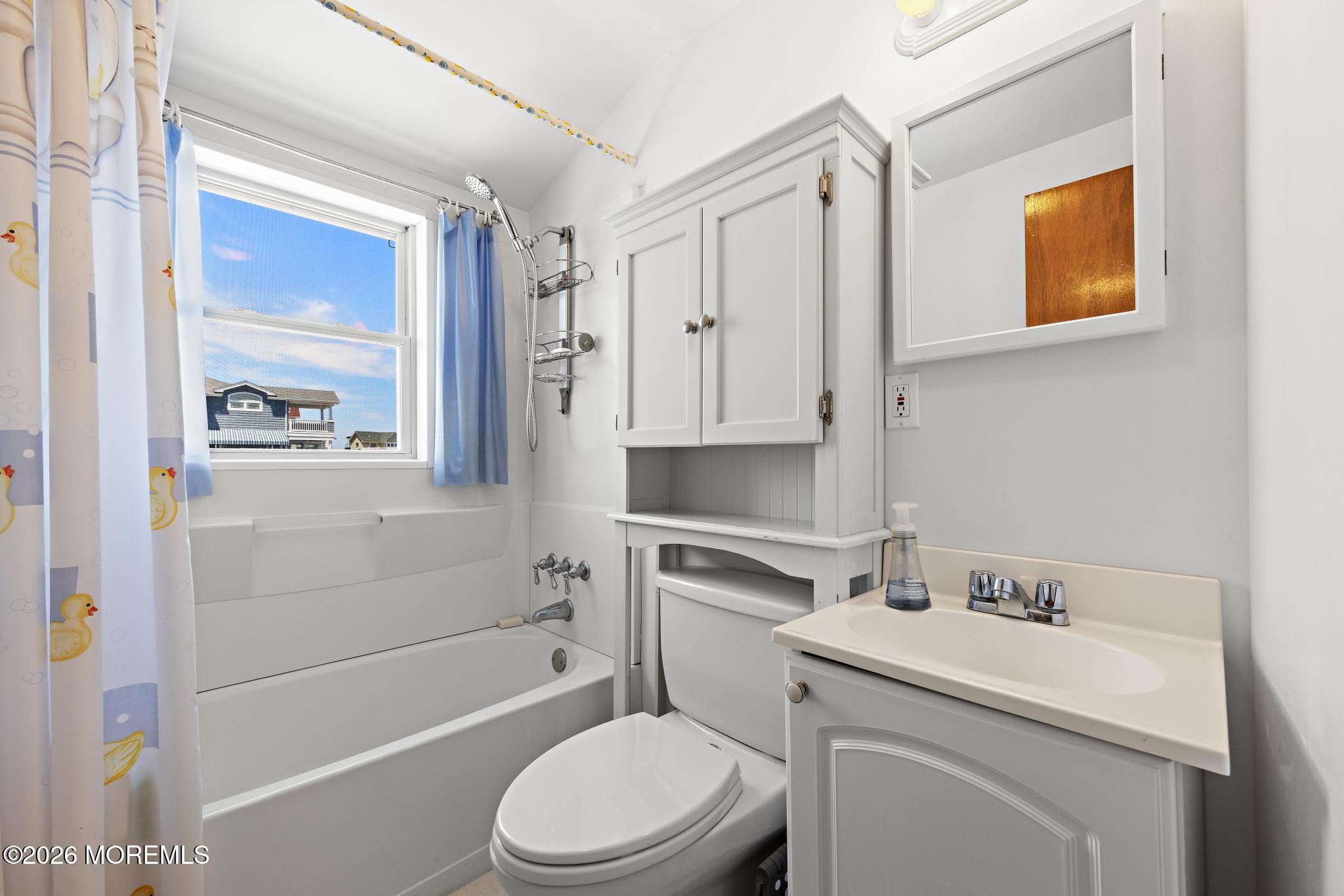 22 Joan Drive Manahawkin NJ 08050
