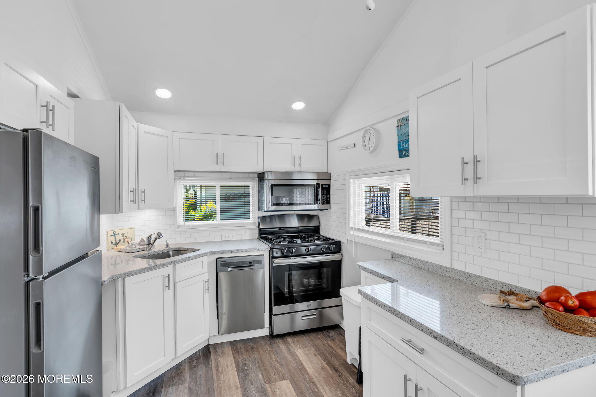 15 E Bayberry Way Lavallette NJ 08735