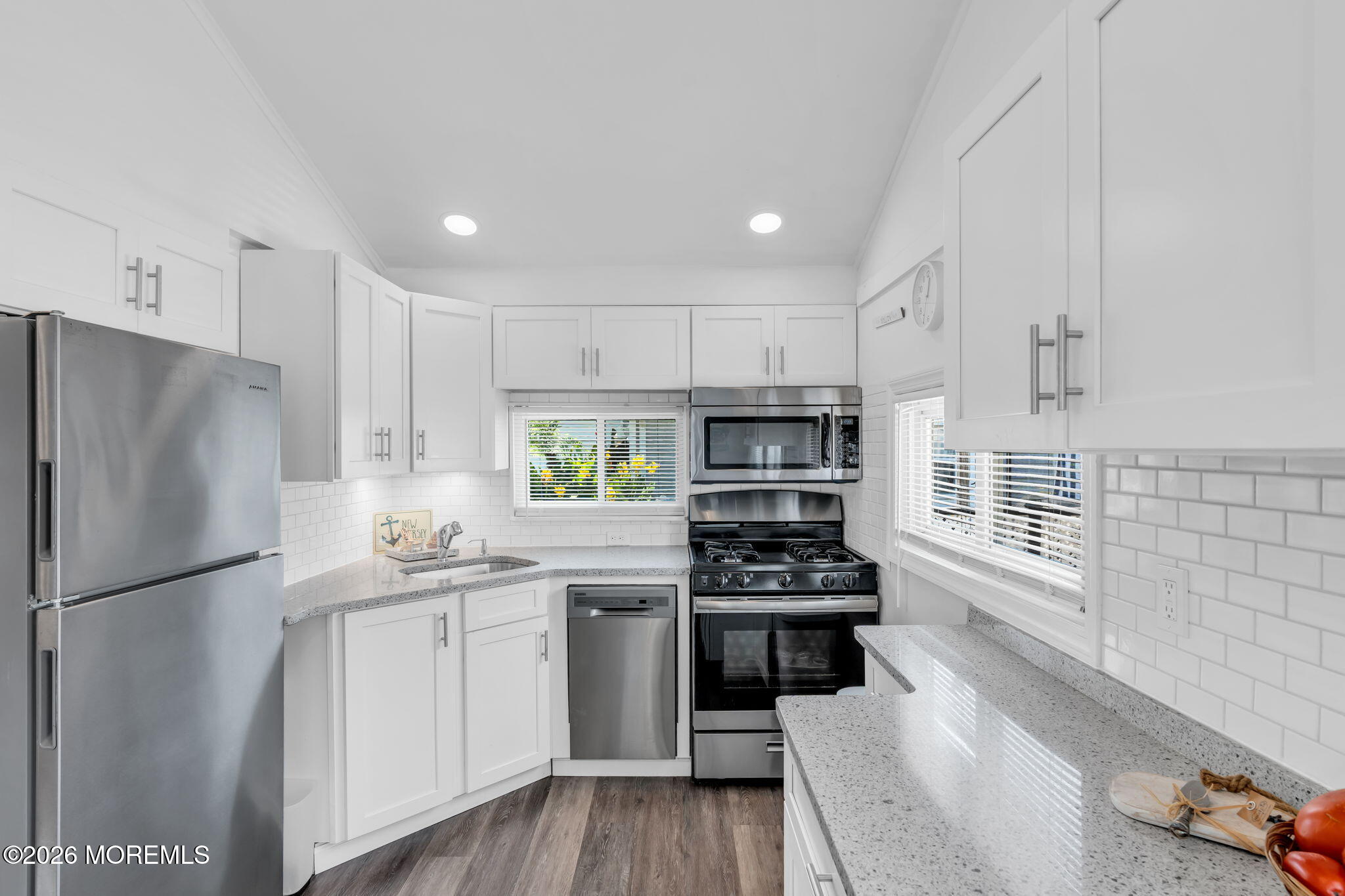 15 E Bayberry Way Lavallette NJ 08735