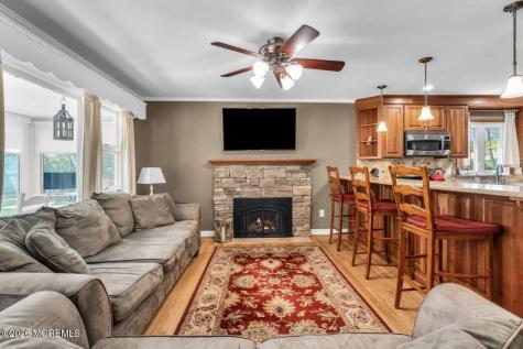 439 Monmouth Avenue Pine Beach NJ 08741