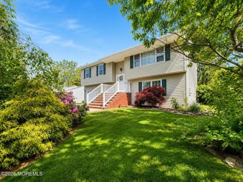108 Lonny Court Toms River NJ 08753