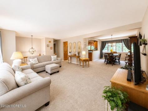 108 Lonny Court Toms River NJ 08753