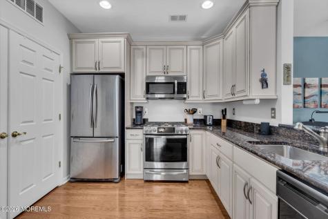 515 Sophee Lane Lakewood NJ 08701