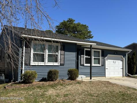 19 Attleboro Lane Whiting NJ 08759