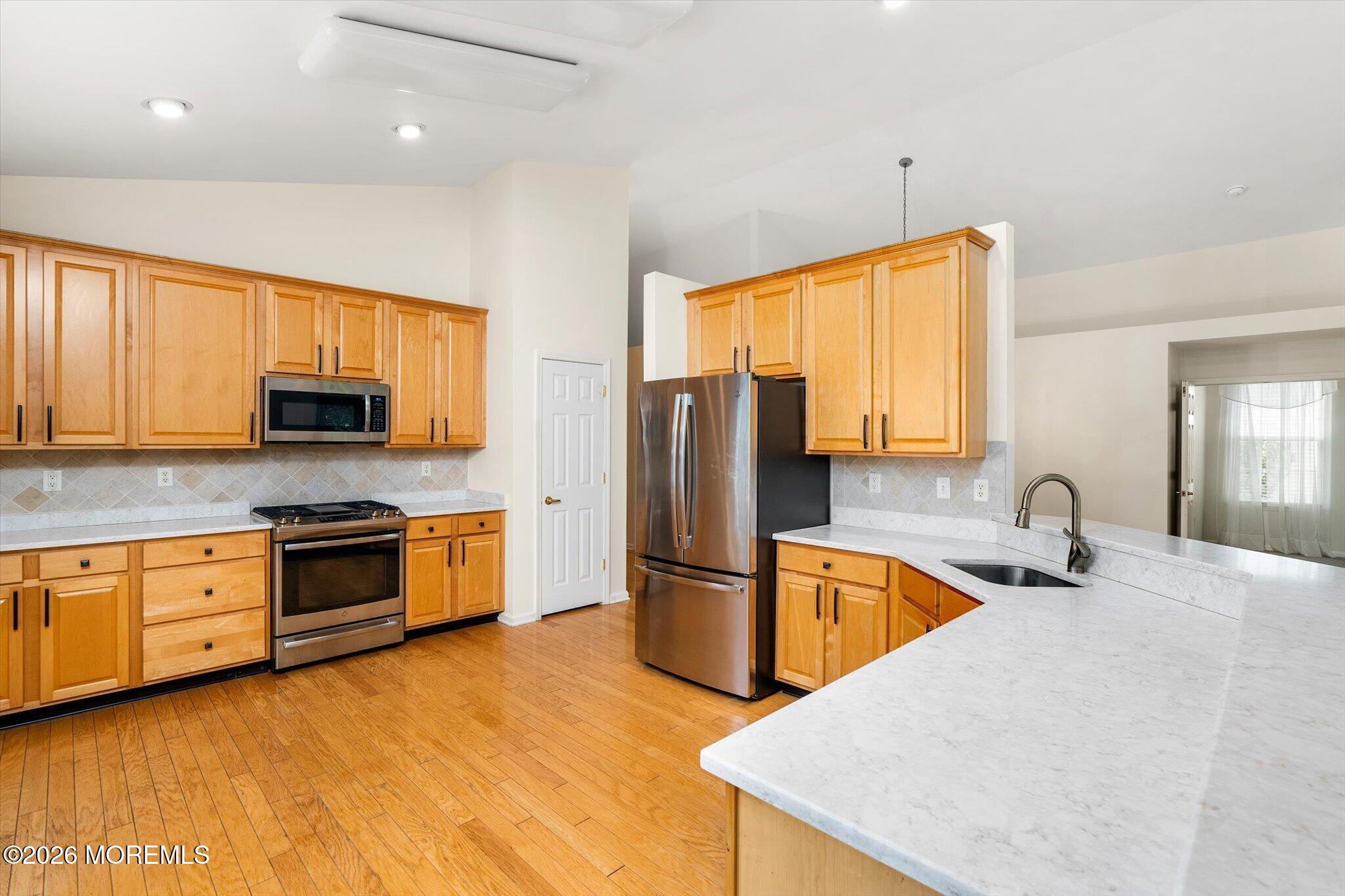 10 Powderhorn Way Allentown NJ 08501